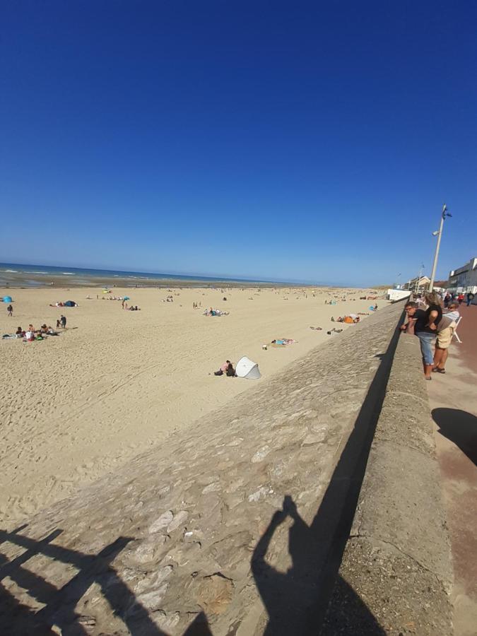 Les Obiones, Vue Laterale Mer, Fort Mahon Plage, Magnifique Studio Cabine 4P, Avec Balcon , Parking Prive Gratuit, Wifi, Classe 2 Etoiles, Exposition Plein Sud En Baie De Somme Zewnętrze zdjęcie