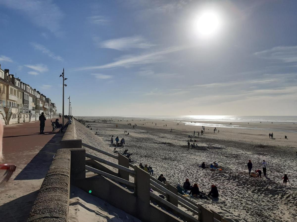 Les Obiones, Vue Laterale Mer, Fort Mahon Plage, Magnifique Studio Cabine 4P, Avec Balcon , Parking Prive Gratuit, Wifi, Classe 2 Etoiles, Exposition Plein Sud En Baie De Somme Zewnętrze zdjęcie