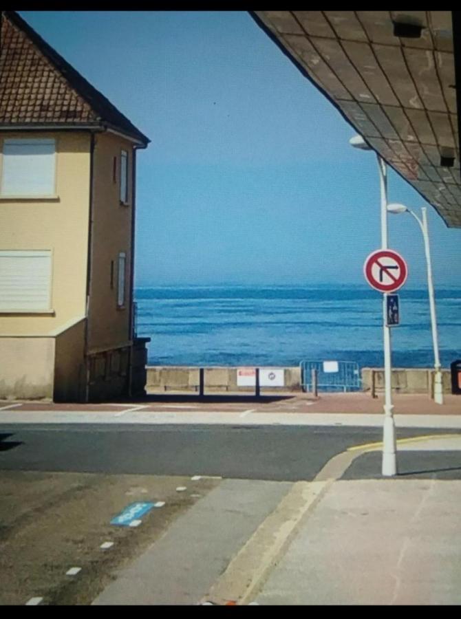 Les Obiones, Vue Laterale Mer, Fort Mahon Plage, Magnifique Studio Cabine 4P, Avec Balcon , Parking Prive Gratuit, Wifi, Classe 2 Etoiles, Exposition Plein Sud En Baie De Somme Zewnętrze zdjęcie